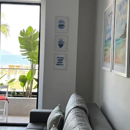 Апартаменты Beachfront Modern With Panoramic Sea View *
