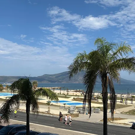 Beachfront Modern With Panoramic Sea View أوريكوم
